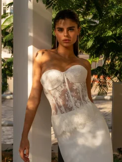 Anisa Corset Ivory