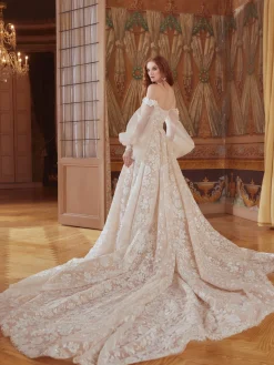 April Overskirt