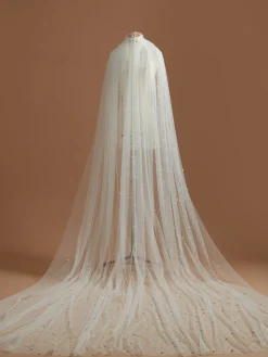 Blanche Veil