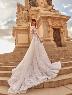 Evita Overskirt