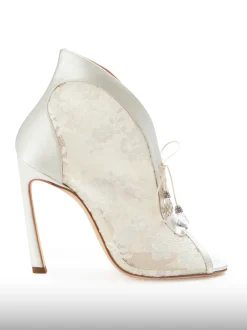 Lucinda Lace 105