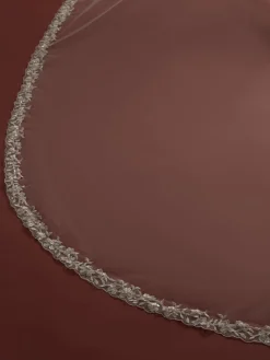 Noel Veil